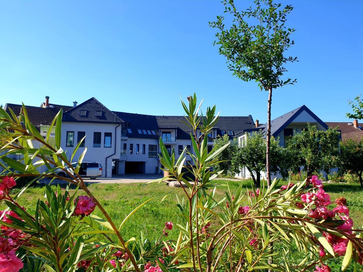 Silver Lodge Apartments Eger Exterior foto