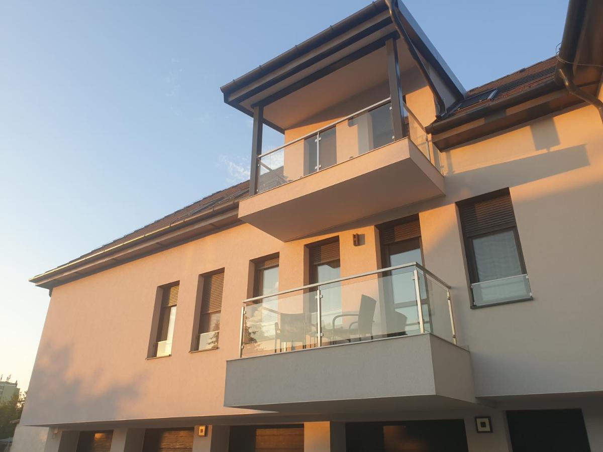 Silver Lodge Apartments Eger Exterior foto